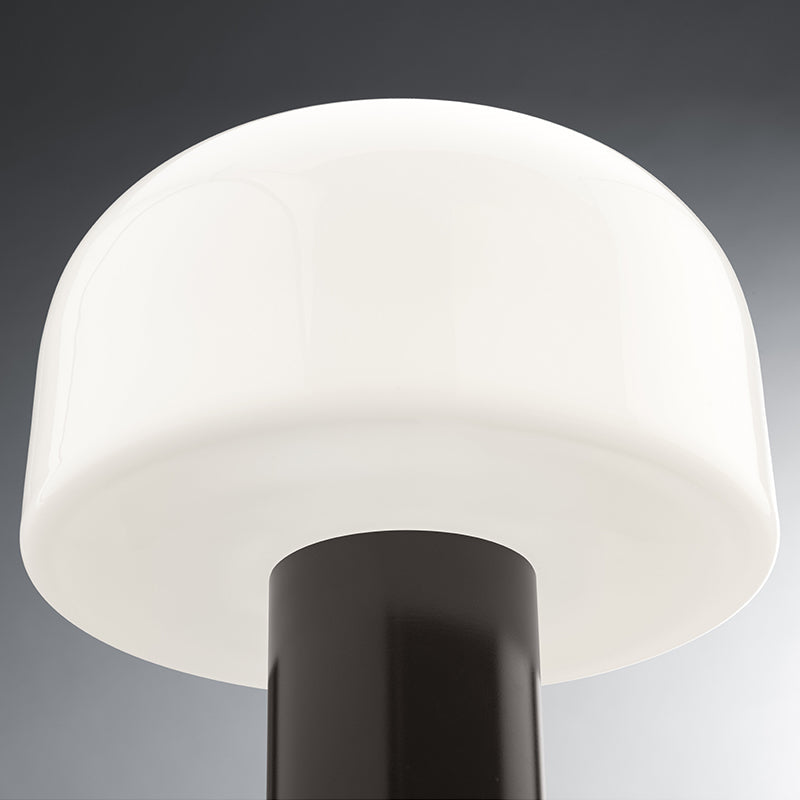 Flos Bellhop Glass T Table Light Cioko Display