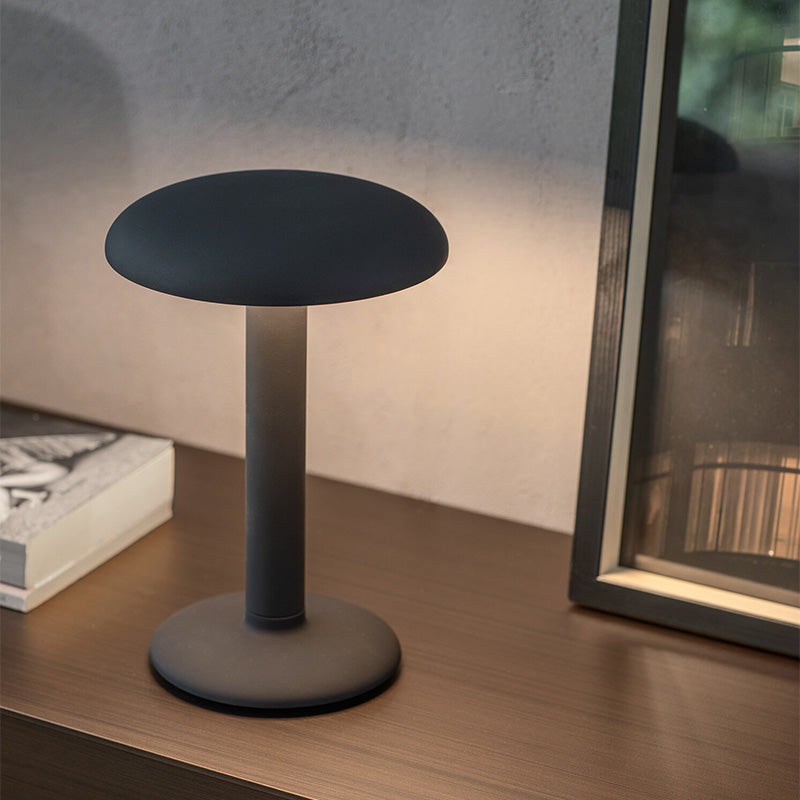 Flos Gustave Residential Table Light