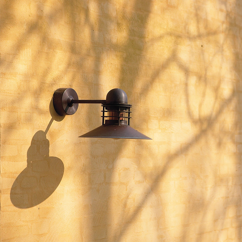 Louis Poulsen Nyhavn Wall Light