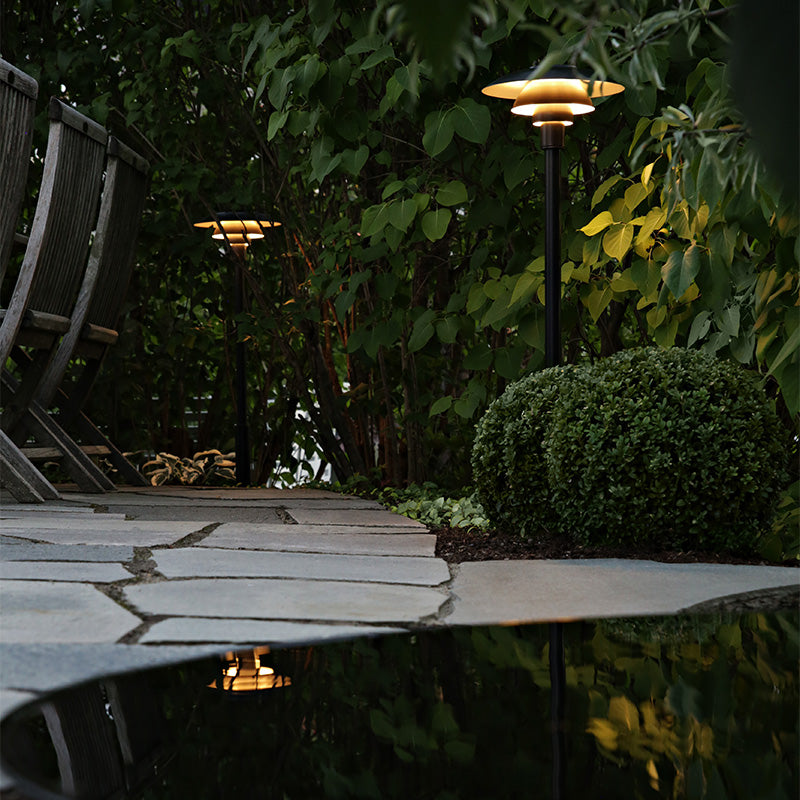 Louis Poulsen PH 3-2½ Bollard Floor Light