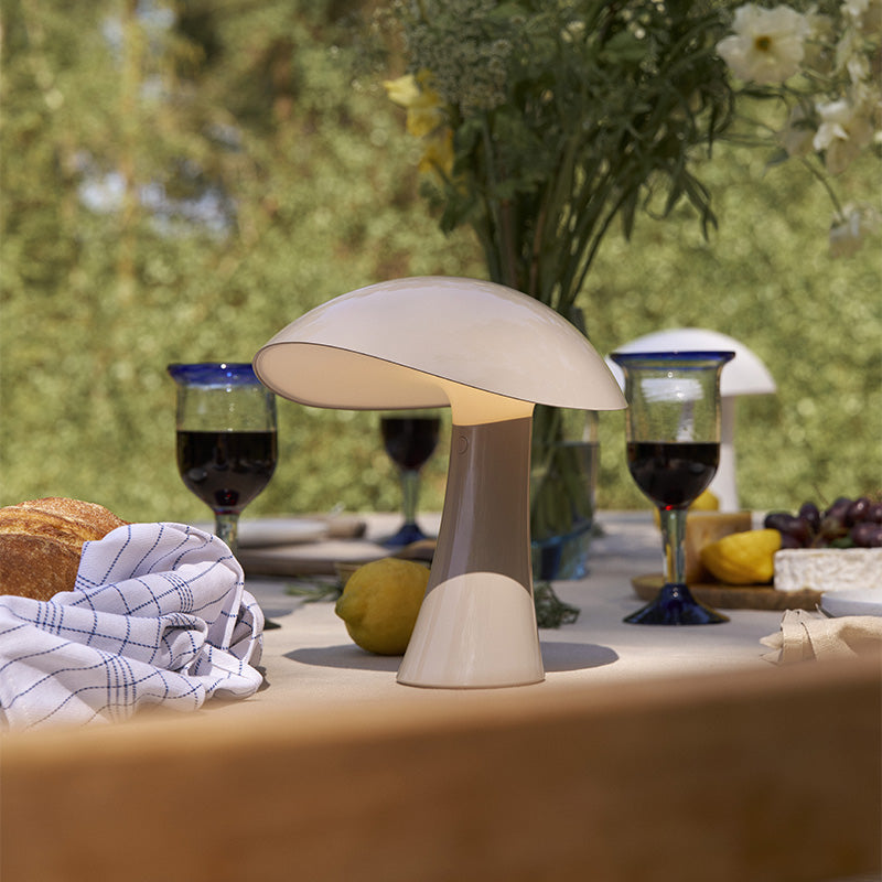Louis Poulsen Rumee 220 Portable Lamp