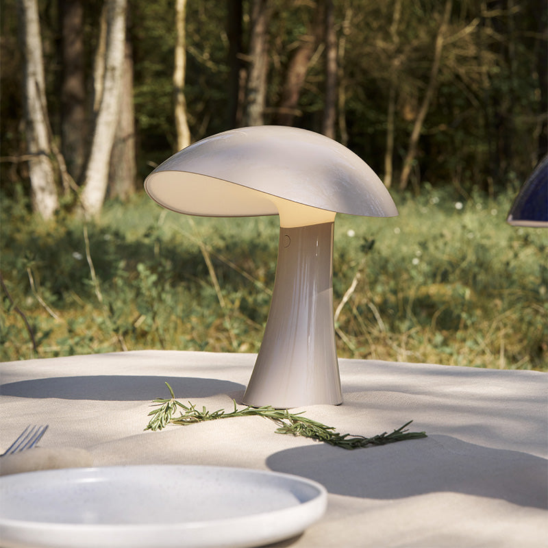 Louis Poulsen Rumee 220 Portable Lamp